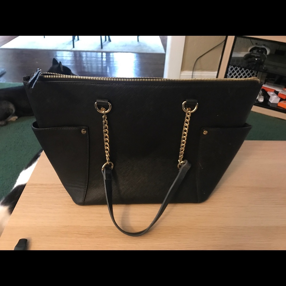 Purse - Picture 2 of 2